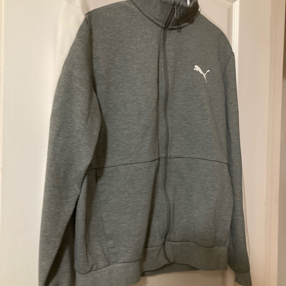 Puma jacket size medium.